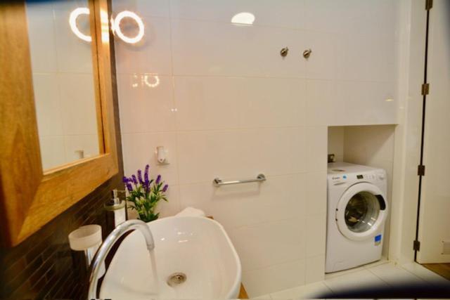 Marisol Beautiful Apartment With Oceanview 阿德耶 外观 照片