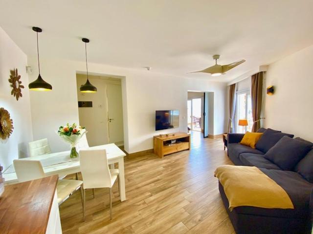 Marisol Beautiful Apartment With Oceanview 阿德耶 外观 照片